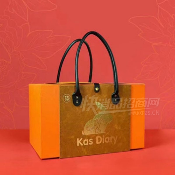 ��ʿ�ռ�������Ǯ������ů�����
